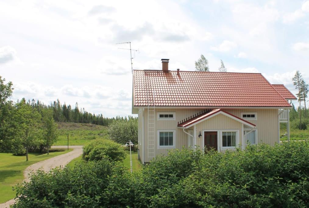 Albertiina Kurikka Exteriör bild